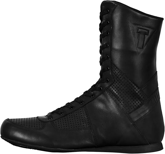 boxing shoes designed for superior comfort, traction, and speed.