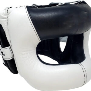 DurableBoxing head guard with adjustable fit and breathable lining.
