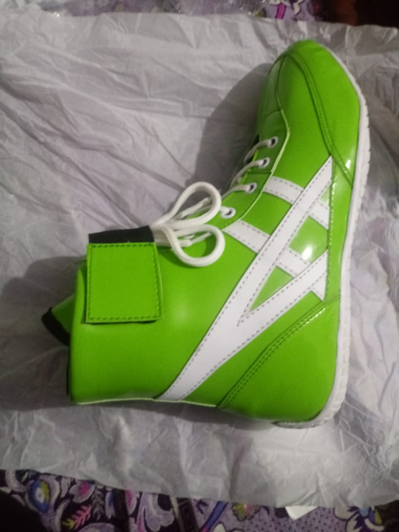 patent leather shoes patent leather shoes Perfect for work, casual outings, or special occasions!