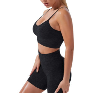 womens gym clothes​